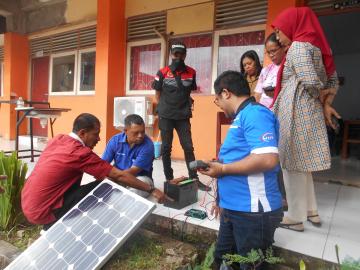 Outdoor demonstration 