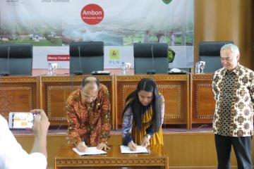 Signing and MoU for the NZMATES programme.