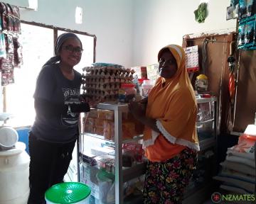 NZMATES staff visited a small kiosk in Batu Goyang Village for an assessment.